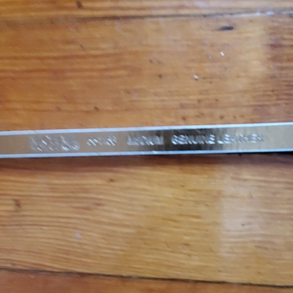 Micheal Micheal Kors genuine leather belt - Picture 4 of 5